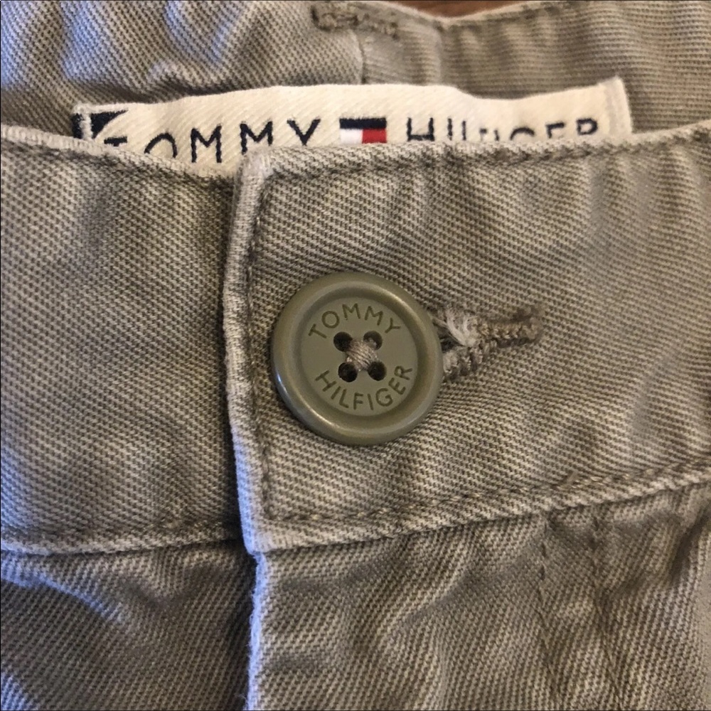 Tommy Hilfiger Womens Shorts Size 4 Green 4” Inseam Flat Front Pockets - Picture 7 of 9